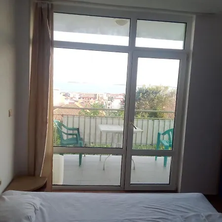Apartment Poliana *